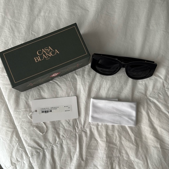 Casablanca ‘Gabrielle’ sunglasses in black main image 15